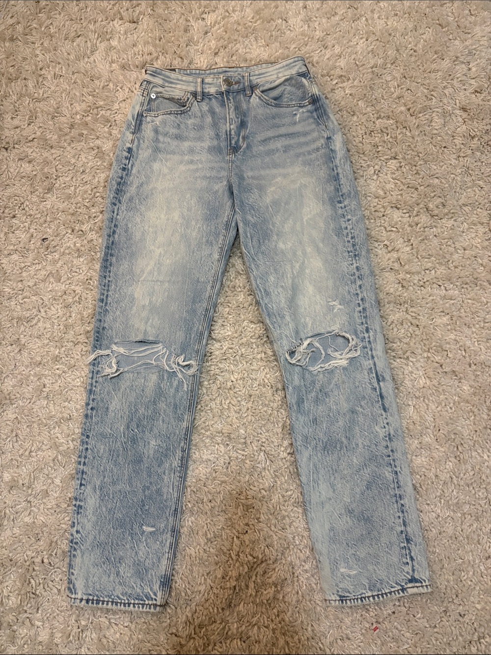 American Eagle Outfitters Light Blue Distressed Straight-Leg Jeans
